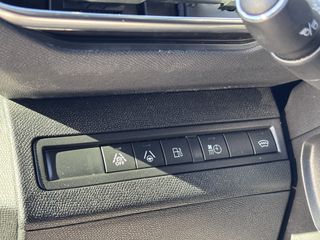 Peugeot 3008 2022 1.6 GT-Line-thumb-22