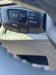 Peugeot 3008 2022 1.6 GT-Line-thumb-25