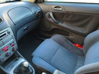 Alfa romeo 147-thumb-4