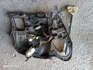 ΓΡΥΛΛΟΣ ΠΑΡΑΘΥΡΟΥ ΕΜΠΡΟΣ ΑΡΙΣΤΕΡΟΣ ΗΛΕΚΤΡΙΚΟΣ MAZDA 3 2004-2007 [ΧΩΡΙΣ ΜΟΤΕΡ] 40 ΕΥΡΩ