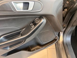 Ford Fiesta 2017-thumb-27