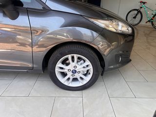 Ford Fiesta 2017-thumb-18