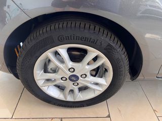 Ford Fiesta 2017-thumb-19
