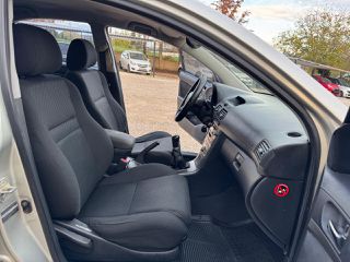 Toyota Avensis 2004 1.8 VVT-I-thumb-15