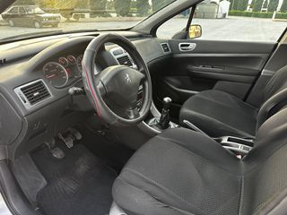 Peugeot 307 2005 1.6 HDI DIESEL-thumb-10
