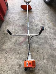 STIHL FS 220 ( 35 cc - 2.3 hp )-thumb-1