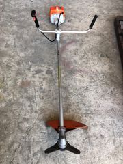 STIHL FS 220 ( 35 cc - 2.3 hp )-thumb-3