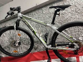 All - Mountain Ideal 2013 pro rider