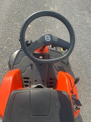 Τρακτερακι γκαζον HUSQVARNA R115C ( 12 HP )-thumb-5