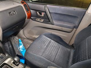 Mitsubishi Pajero 2005 ΜΟΝΟ ΑΝΤΑΛΛΑΚΤΙΚΑ 3.2 DIESEL-thumb-8