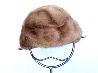 Βιζόν γούνινο μπεζ καπέλο, μέγεθος XS/S - Beige Mink Fur Beanie