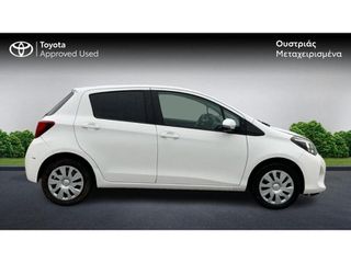 Toyota Yaris 2015 LIVE-thumb-5