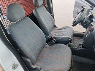 Opel Combo 2005 CDTI DIESEL 1.3-thumb-17