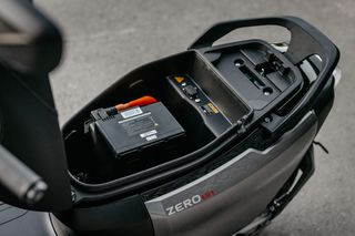 Zero LS1 2026 max 6,6KWH ABS TCS L3 A1-thumb-3