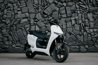 Zero LS1 2026 max 6,6KWH ABS TCS L3 A1-thumb-7