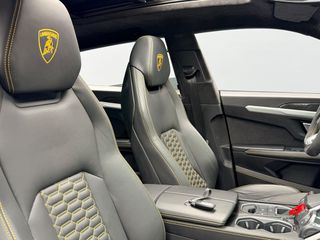 Lamborghini Urus 2020 * BLACK MATTE * NOVITEC * CARBON PACK *-thumb-27