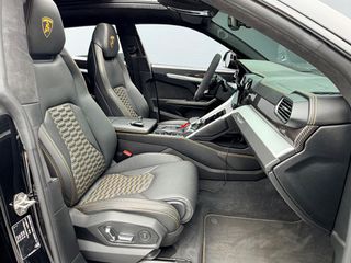 Lamborghini Urus 2020 * BLACK MATTE * NOVITEC * CARBON PACK *-thumb-28