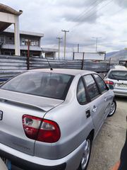 Seat Cordoba 2002-thumb-1