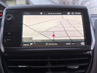Peugeot 2008 2018 1.6 BLUEHDI 100 ACTIVE-thumb-20
