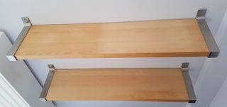 ΡΑΦΙΑ ΤΟΙΧΟΥ IKEA BERGSHULT / GRANHULT