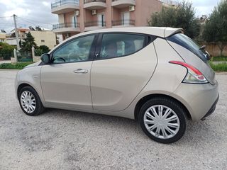 Lancia Ypsilon 2014-thumb-14