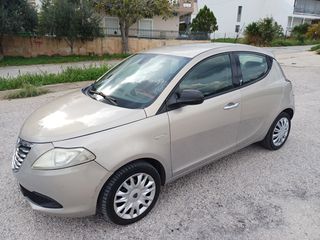 Lancia Ypsilon 2014-thumb-19
