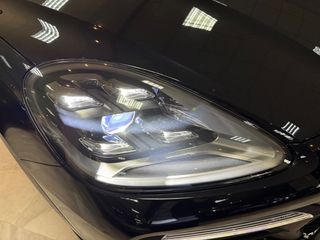 Porsche Cayenne 2018 MATRIX PDLS-PANORAMA-360º CAMERA-thumb-14