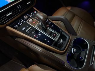 Porsche Cayenne 2018 MATRIX PDLS-PANORAMA-360º CAMERA-thumb-30