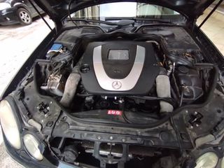 Mercedes-Benz E 350 2005-thumb-13