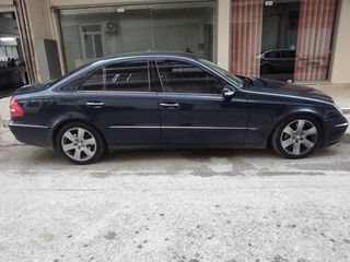 Mercedes-Benz E 350 2005-thumb-5