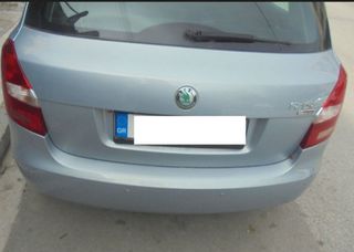 Skoda Fabia 2011-thumb-1