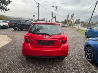 Toyota Yaris 2017 FULL EXTRA-thumb-5
