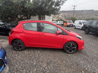 Toyota Yaris 2017 FULL EXTRA-thumb-7