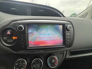 Toyota Yaris 2017 FULL EXTRA-thumb-11