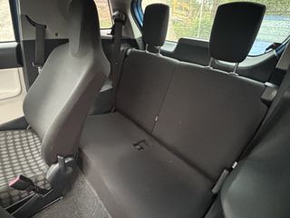 Toyota iQ 2013 D4D EURO5-thumb-14