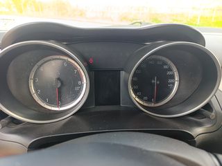 Suzuki Swift 2018-thumb-11