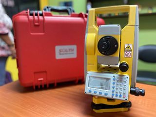 Γεωδαιτικός σταθμός SOUTH N6 Total station