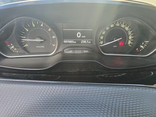 Peugeot 208 2017 PureTech Allure - Panorama-thumb-27