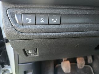 Peugeot 208 2017 PureTech Allure - Panorama-thumb-28