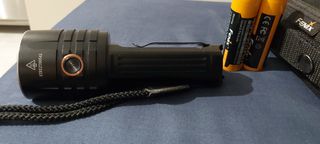 φακος προβολεας fenix LR35R