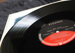 PHIL OCHS-THERE BUT FOR FORTUNE(2LP)-thumb-7