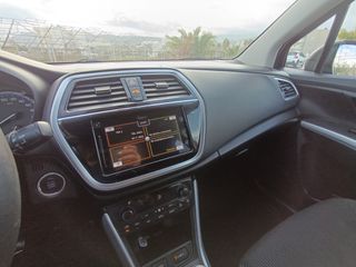 Suzuki SX4 S-Cross 2018 DIESEL-thumb-32