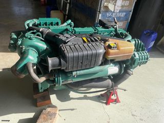 Volvo Penta KAD 43-thumb-2
