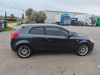 Kia Ceed / cee'd 2008 ED H CEED-thumb-23