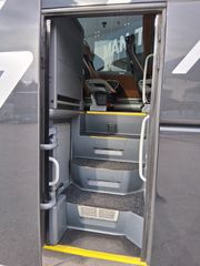 MAN 2016 Lion's Coach (R07)-thumb-7