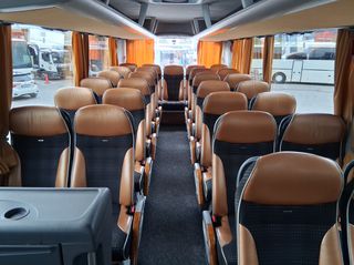 MAN 2016 Lion's Coach (R07)-thumb-9