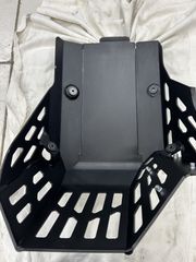 ΠΟΔΙΑ ΓΙΑ YAMAHA TENERE 700.-thumb-1