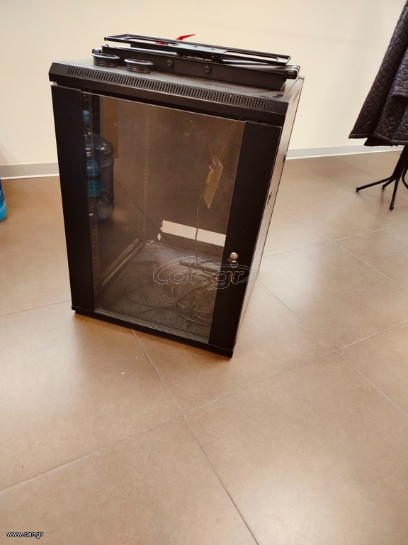Καμπίνα Rack 15U