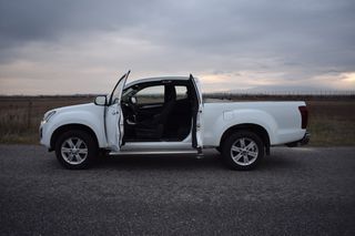 Isuzu D-Max 2019 ΜΙΑΜΙΣΗ ΚΑΜΠΙΝΑ ΑΥΤΟΜΑΤΟ- LS 4X4-thumb-8