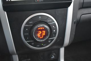 Isuzu D-Max 2019 ΜΙΑΜΙΣΗ ΚΑΜΠΙΝΑ ΑΥΤΟΜΑΤΟ- LS 4X4-thumb-14